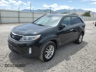 ✅ 2015 Kia Sorento LX • VIN: 5XYKTDA73FG611386 • Lot: 63097025. Listed on Copart with 146,574 mi. Free auction sales archive from the USA and detailed vehicle history report at DreamBid. Image 1.