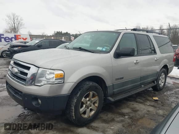 ✅ 2007 Ford Expedition Max XLT • VIN: 1FMFK16537LA27033 • Лот: 41695330. Опубликован ранее на IAAI с пробегом 247 210 миль. Бесплатный доступ к архиву аукционных продаж из США и подробный отчёт об истории автомобиля на DreamBid. Изображение 2.