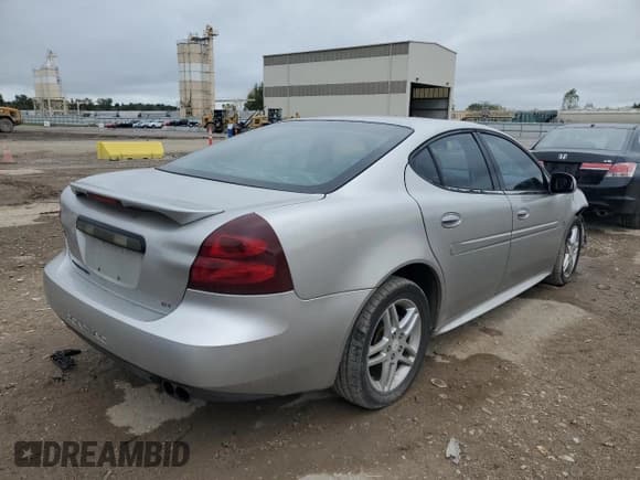 ✅ 2007 Pontiac Grand Prix GT • VIN: 2G2WR554371109435 • Lot: 82305465. Wystawiony na Copart z przebiegiem 175 322 mil. Bezpłatny archiwum sprzedaży aukcyjnych z USA i szczegółowy raport historii pojazdu na DreamBid. Zdjęcie 3.