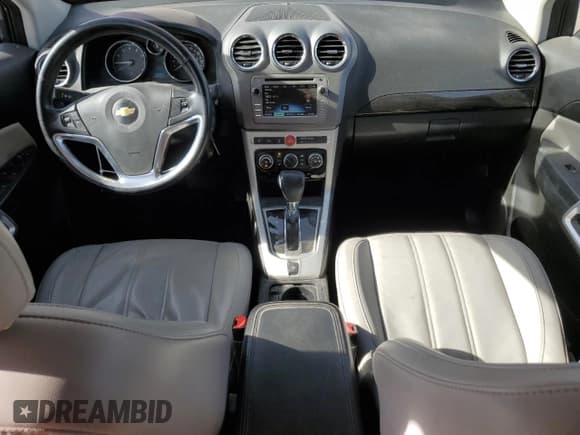 ✅ 2014 Chevrolet Captiva Sport LTZ • VIN: 3GNAL4EK9ES679299 • Lot: 46694195. Wystawiony na Copart z przebiegiem 155 065 mil. Bezpłatny archiwum sprzedaży aukcyjnych z USA i szczegółowy raport historii pojazdu na DreamBid. Zdjęcie 8.