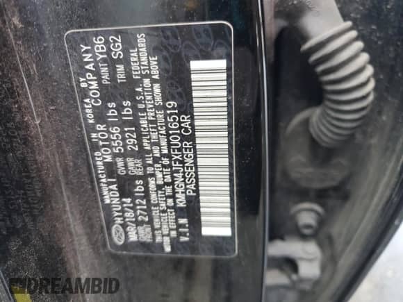 2015 Hyundai Genesis 5.0L with VIN KMHGN4JFXFU016519, listed as a Copart auction lot 82059735 with 110,134 mi miles and Clean title. Bid and sale history available at DreamBid. Image 12.