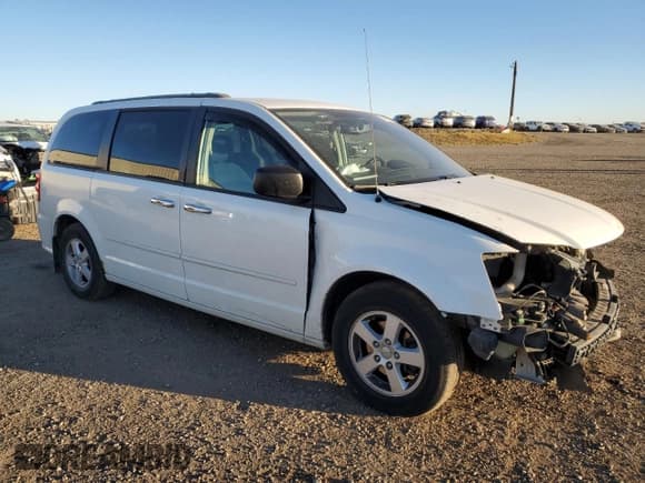 ✅ 2011 Dodge Grand Caravan Express • VIN: 2D4RN4DG2BR762345 • Lot: 89896205. Wystawiony na Copart z przebiegiem 178 245 mil. Bezpłatny archiwum sprzedaży aukcyjnych z USA i szczegółowy raport historii pojazdu na DreamBid. Zdjęcie 4.