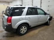 ✅ 2004 Saturn VUE V6 • VIN: 5GZCZ534X4S879501 • Лот: 87015574. Опубликован ранее на Copart с пробегом 173 426 миль. Бесплатный доступ к архиву аукционных продаж из США и подробный отчёт об истории автомобиля на DreamBid. Изображение 3.