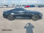 ✅ 2020 Ford Mustang EcoBoost Premium • VIN: 1FA6P8TH5L5177999 • Lot: 41894483. Wystawiony na IAAI z przebiegiem 74 158 mil. Bezpłatny archiwum sprzedaży aukcyjnych z USA i szczegółowy raport historii pojazdu na DreamBid. Zdjęcie 13.