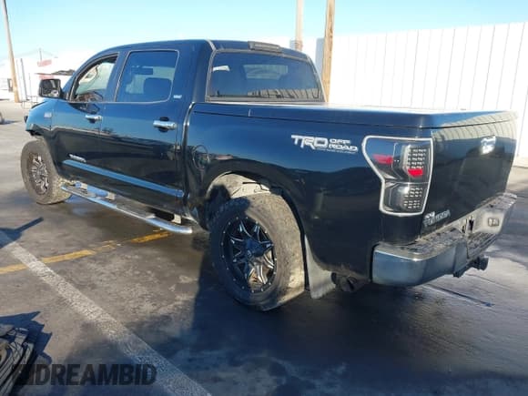 ✅ 2010 Toyota Tundra • VIN: 5TFEY5F10AX084650 • Lot: 40869147. Listed on IAAI with Not provided. Free auction sales archive from the USA and detailed vehicle history report at DreamBid. Image 3.