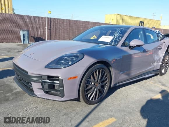 ✅ 2025 Porsche Panamera • VIN: WP0AA2YA0SL007719 • Lot: 43598727. Listed on IAAI with 12,230 mi. Free auction sales archive from the USA and detailed vehicle history report at DreamBid. Image 2.
