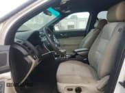 ✅ 2013 Ford Explorer • VIN: 1FM5K7B8XDGA70030 • Lot: 57329995. Wystawiony na Copart z przebiegiem Nie podano. Bezpłatny archiwum sprzedaży aukcyjnych z USA i szczegółowy raport historii pojazdu na DreamBid. Zdjęcie 7.