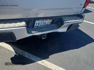 2018 Chevrolet Colorado 4WD LT с VIN 1GCPTCE18J1277743, выставлен на аукционе IAAI как лот 43002860 с пробегом 236 364 миль миль и . История ставок и продаж доступна на DreamBid. Изображение 1.