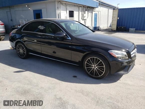 ✅ 2020 Mercedes-Benz C 300 • VIN: WDDWF8DBXLR525642 • Lot: 91772235. Listed on Copart with Not provided. Free auction sales archive from the USA and detailed vehicle history report at DreamBid. Image 4.