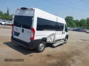 ✅ 2023 Ram ProMaster Window Van • VIN: 3C6LRVPG6PE551478 • Lot: 42406770. Wystawiony na IAAI z przebiegiem 21 511 mil. Bezpłatny archiwum sprzedaży aukcyjnych z USA i szczegółowy raport historii pojazdu na DreamBid. Zdjęcie 4.