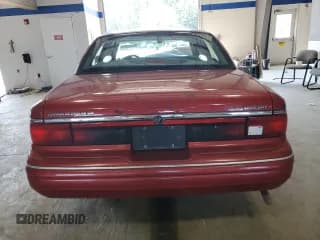 ✅ 1997 Mercury Grand Marquis GS • VIN: 2MELM74W9VX719036 • Lot: 67668384. Wystawiony na Copart z przebiegiem 159 882 mil. Bezpłatny archiwum sprzedaży aukcyjnych z USA i szczegółowy raport historii pojazdu na DreamBid. Zdjęcie 6.