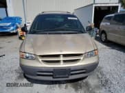 ✅ 1998 Dodge Caravan SE • VIN: 1B4GP44R5WB678134 • Lot: 54435585. Listed on Copart with 114,279 mi. Free auction sales archive from the USA and detailed vehicle history report at DreamBid. Image 5.