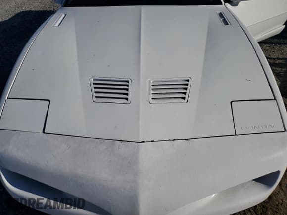 ✅ 1991 Pontiac Firebird • VIN: 1G2FW2382ML211442 • Lot: 84075304. Listed on Copart with 69,197 mi. Free auction sales archive from the USA and detailed vehicle history report at DreamBid. Image 11.