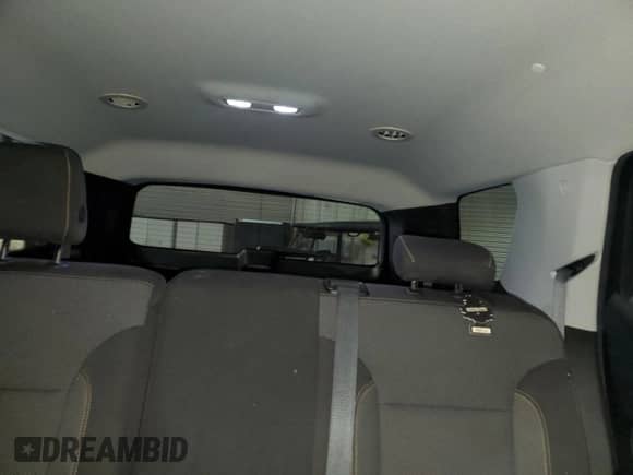 2018 Chevrolet Traverse LS с VIN 1GNEVFKW8JJ243117, выставлен на аукционе Copart как лот 60144725 с пробегом 108 947 миль миль и Списание • Salvage title. История ставок и продаж доступна на DreamBid. Изображение 10.