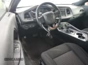 ✅ 2018 Dodge Challenger SXT Plus • VIN: 2C3CDZAG8JH204550 • Lot: 79122593. Wystawiony na Copart z przebiegiem 43 628 mil. Bezpłatny archiwum sprzedaży aukcyjnych z USA i szczegółowy raport historii pojazdu na DreamBid. Zdjęcie 8.