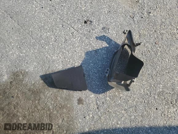 ✅ 2019 Acura MDX Technology • VIN: 5J8YD3H56KL002928 • Lot: 69912635. Listed on Copart with 68,169 mi. Free auction sales archive from the USA and detailed vehicle history report at DreamBid. Image 13.