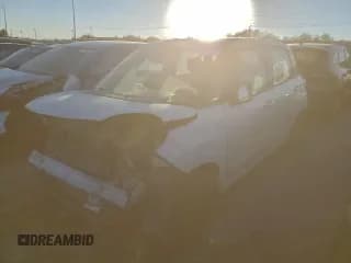 ✅ 2014 FIAT 500L Pop • VIN: ZFBCFAAH1EZ003730 • Lot: 82078295. Wystawiony na Copart z przebiegiem 118 216 mil. Bezpłatny archiwum sprzedaży aukcyjnych z USA i szczegółowy raport historii pojazdu na DreamBid. Zdjęcie 1.