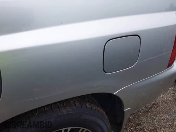 2006 Toyota Highlander z VIN JTEGD21AX60139594, wystawiony jako IAAI lot #42473393 z przebiegiem 210 409 mil mil oraz . Historia ofert i sprzedaży dostępna na DreamBid. Obrazek 19.