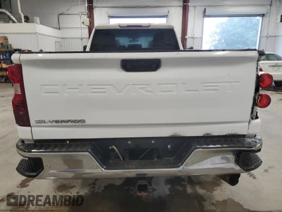 ✅ 2020 Chevrolet Silverado 2500HD • VIN: 1GC4WLEY6LF183535 • Lot: 66397234. Wystawiony na Copart z przebiegiem 125 263 mil. Bezpłatny archiwum sprzedaży aukcyjnych z USA i szczegółowy raport historii pojazdu na DreamBid. Zdjęcie 6.