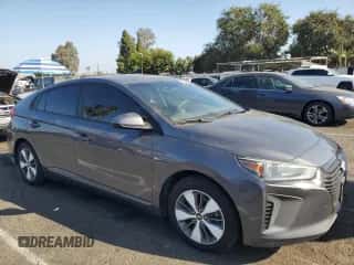 2019 Hyundai Ioniq с VIN KMHC65LD0KU115809, выставлен на аукционе Copart как лот 71447374 с пробегом 126 177 миль миль и Списание • Salvage title. История ставок и продаж доступна на DreamBid. Изображение 4.