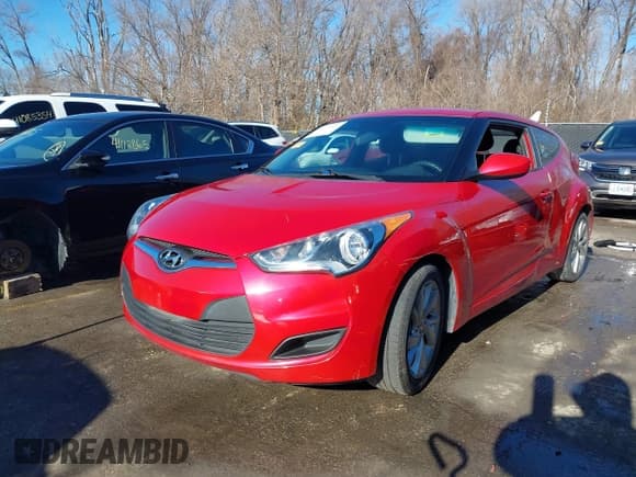 ✅ 2016 Hyundai Veloster • VIN: KMHTC6AD1GU260219 • Lot: 41114806. Wystawiony na IAAI z przebiegiem 128 000 mil. Bezpłatny archiwum sprzedaży aukcyjnych z USA i szczegółowy raport historii pojazdu na DreamBid. Zdjęcie 18.