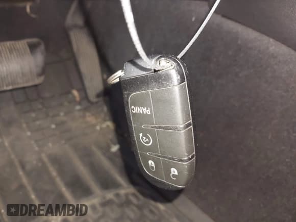 ✅ 2012 Dodge Charger SE • VIN: 2C3CDXBGXCH108943 • Lot: 42902534. Wystawiony na IAAI z przebiegiem 140 141 mil. Bezpłatny archiwum sprzedaży aukcyjnych z USA i szczegółowy raport historii pojazdu na DreamBid. Zdjęcie 11.