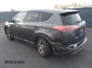 ✅ 2018 Toyota RAV4 XLE • VIN: JTMRFREV5JJ241482 • Лот: 43486718. Опубликован ранее на IAAI с пробегом 34 423 миль. Бесплатный доступ к архиву аукционных продаж из США и подробный отчёт об истории автомобиля на DreamBid. Изображение 3.