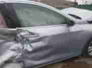 2018 Chevrolet Malibu LT z VIN 1G1ZD5ST8JF206058, wystawiony jako IAAI lot #43398224 z przebiegiem 38 674 mil mil oraz . Historia ofert i sprzedaży dostępna na DreamBid. Obrazek 5.