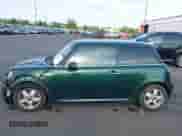 2011 MINI Hardtop with VIN WMWSU3C58BT091720, listed as a IAAI auction lot 42875190 with 60,918 mi miles and . Bid and sale history available at DreamBid. Image 14.