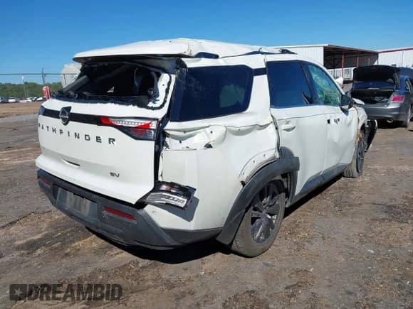 ✅ 2022 Nissan Pathfinder SV • VIN: 5N1DR3BA8NC246357 • Lot: 43494231. Listed on IAAI with 56,038 mi. Free auction sales archive from the USA and detailed vehicle history report at DreamBid. Image 4.