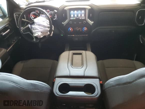 ✅ 2021 Chevrolet Silverado 1500 LT Trail Boss • VIN: 1GCPYFED6MZ250110 • Lot: 70799834. Wystawiony na Copart z przebiegiem 30 200 mil. Bezpłatny archiwum sprzedaży aukcyjnych z USA i szczegółowy raport historii pojazdu na DreamBid. Zdjęcie 8.