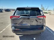 ✅ 2023 Toyota RAV4 LE • VIN: 2T3H1RFV5PW263954 • Лот: 87117825. Опубликован ранее на Copart с пробегом Не указан. Бесплатный доступ к архиву аукционных продаж из США и подробный отчёт об истории автомобиля на DreamBid. Изображение 6.