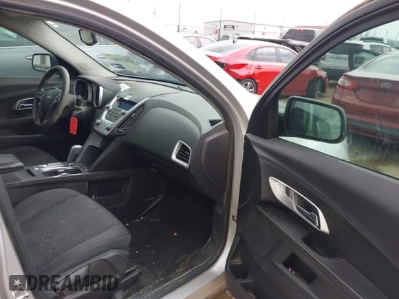 ✅ 2015 Chevrolet Equinox LS • VIN: 2GNALAEK0F1111180 • Лот: 43072360. Опубликован ранее на IAAI с пробегом 175 111 миль. Бесплатный доступ к архиву аукционных продаж из США и подробный отчёт об истории автомобиля на DreamBid. Изображение 5.