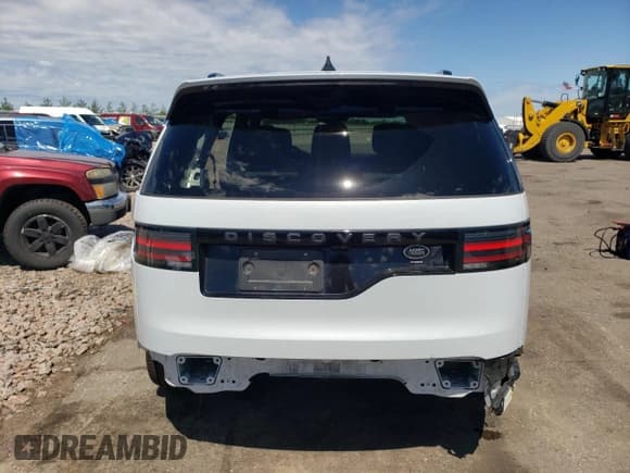 ✅ 2023 Land Rover Discovery HSE R-Dynamic • VIN: SALRM4EU1P2483388 • Lot: 57518074. Wystawiony na Copart z przebiegiem 18 063 mil. Bezpłatny archiwum sprzedaży aukcyjnych z USA i szczegółowy raport historii pojazdu na DreamBid. Zdjęcie 6.