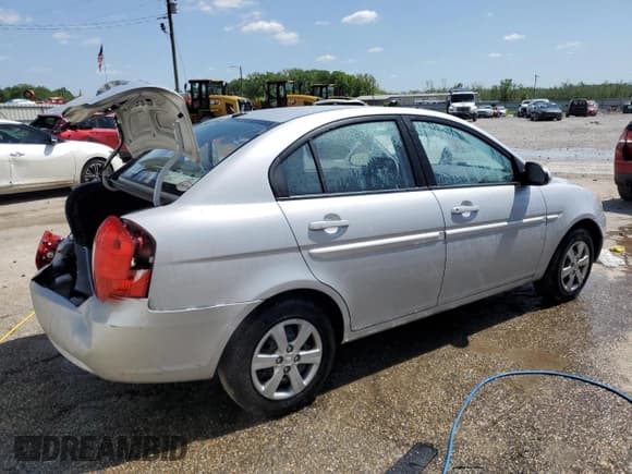 ✅ 2009 Hyundai Accent Auto GLS • VIN: KMHCN46C09U346333 • Лот: 51064385. Опубликован ранее на Copart с пробегом 36 804 миль. Бесплатный доступ к архиву аукционных продаж из США и подробный отчёт об истории автомобиля на DreamBid. Изображение 3.