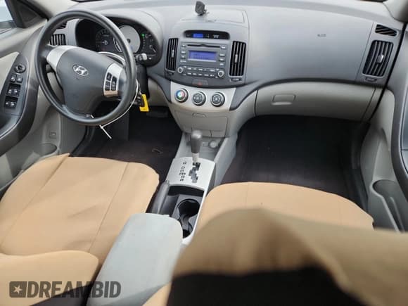 ✅ 2008 Hyundai Elantra GLS • VIN: KMHDU46D68U573122 • Lot: 82678355. Listed on Copart with 144,192 mi. Free auction sales archive from the USA and detailed vehicle history report at DreamBid. Image 8.