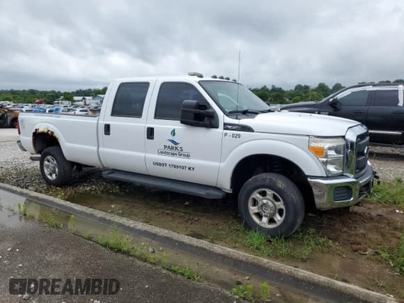 ✅ 2015 Ford F-350 Platinum • VIN: 1FT8W3B67FEB50834 • Lot: 60843915. Listed on Copart with 87,385 mi. Free auction sales archive from the USA and detailed vehicle history report at DreamBid. Image 4.