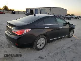 ✅ 2013 Hyundai Sonata Limited • VIN: KMHEC4A41DA099851 • Lot: 72219304. Listed on Copart with 123,459 mi. Free auction sales archive from the USA and detailed vehicle history report at DreamBid. Image 3.