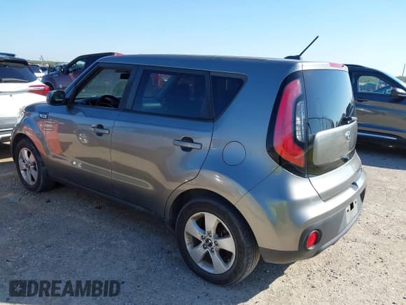 ✅ 2019 Kia Soul • VIN: KNDJN2A2XK7686365 • Лот: 43471400. Опубликован ранее на IAAI с пробегом 114 036 миль. Бесплатный доступ к архиву аукционных продаж из США и подробный отчёт об истории автомобиля на DreamBid. Изображение 3.