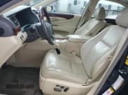 ✅ 2010 Lexus LS 460 • VIN: JTHCL5EF4A5008717 • Lot: 66685175. Wystawiony na Copart z przebiegiem 95 011 mil. Bezpłatny archiwum sprzedaży aukcyjnych z USA i szczegółowy raport historii pojazdu na DreamBid. Zdjęcie 7.