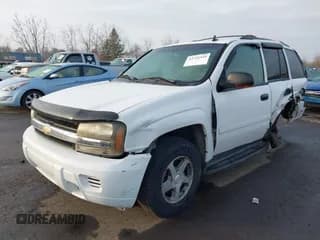 ✅ 2007 Chevrolet TrailBlazer LS • VIN: 1GNDT13S472173148 • Лот: 43752345. Опубликован ранее на IAAI с пробегом 193 582 миль. Бесплатный доступ к архиву аукционных продаж из США и подробный отчёт об истории автомобиля на DreamBid. Изображение 2.