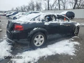 ✅ 2013 Dodge Avenger SE • VIN: 1C3CDZAB5DN648680 • Lot: 82581894. Wystawiony na Copart z przebiegiem Nie podano. Bezpłatny archiwum sprzedaży aukcyjnych z USA i szczegółowy raport historii pojazdu na DreamBid. Zdjęcie 3.