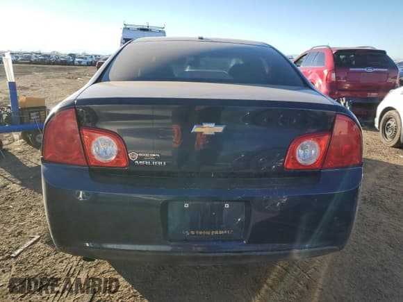 ✅ 2011 Chevrolet Malibu 1LS • VIN: 1G1ZB5E18BF362859 • Lot: 80863394. Listed on Copart with 173,378 mi. Free auction sales archive from the USA and detailed vehicle history report at DreamBid. Image 7.