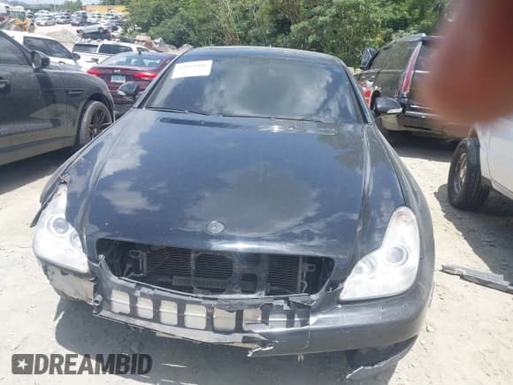 ✅ 2007 Mercedes-Benz CLS 550 • VIN: WDDDJ72X57A083291 • Lot: 42839486. Listed on IAAI with 223,609 mi. Free auction sales archive from the USA and detailed vehicle history report at DreamBid. Image 12.