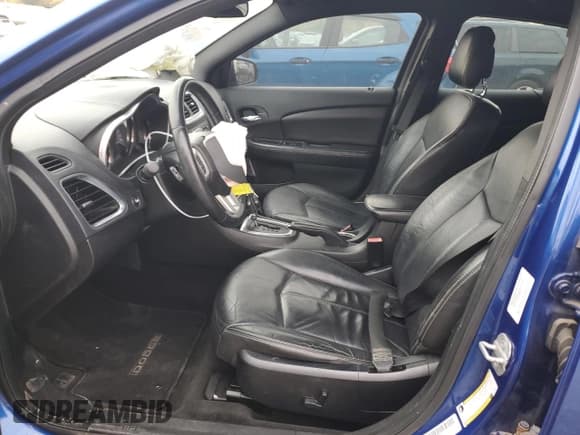 ✅ 2013 Dodge Avenger SXT • VIN: 1C3CDZCB1DN573070 • Lot: 77112374. Listed on Copart with 109,758 mi. Free auction sales archive from the USA and detailed vehicle history report at DreamBid. Image 7.