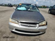 ✅ 1998 Honda Accord EX • VIN: 1HGCG5550WA158272 • Лот: 64352155. Опубликован ранее на Copart с пробегом Не указан. Бесплатный доступ к архиву аукционных продаж из США и подробный отчёт об истории автомобиля на DreamBid. Изображение 5.