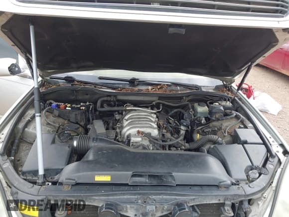 ✅ 2002 Lexus LS 430 • VIN: JTHBN30F820064224 • Lot: 43094375. Listed on IAAI with 265,095 mi. Free auction sales archive from the USA and detailed vehicle history report at DreamBid. Image 10.