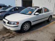 ✅ 2002 Volvo S60 • VIN: YV1RS61R522139334 • Лот: 66400194. Опубликован ранее на Copart с пробегом Не указан. Бесплатный доступ к архиву аукционных продаж из США и подробный отчёт об истории автомобиля на DreamBid. Изображение 1.