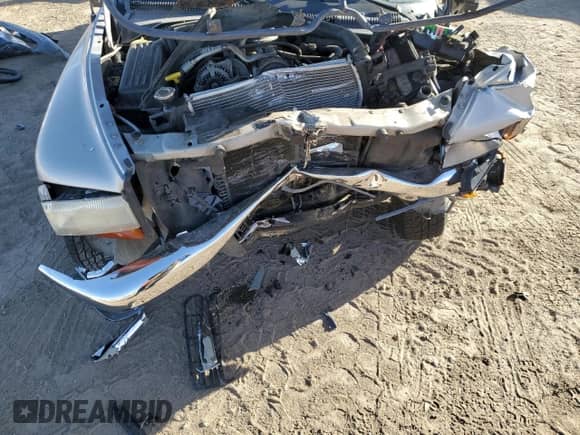 1998 Dodge Dakota SLT z VIN 1B7GL22Y6WS549252, wystawiony jako Copart lot #86925244 z przebiegiem 246 913 mil mil oraz Szkoda całkowita • Salvage title. Historia ofert i sprzedaży dostępna na DreamBid. Obrazek 12.