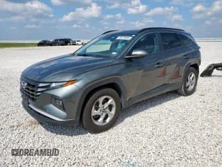 ✅ 2022 Hyundai Tucson SEL • VIN: 5NMJB3AE8NH131128 • Lot: 69476685. Wystawiony na Copart z przebiegiem 61 252 mil. Bezpłatny archiwum sprzedaży aukcyjnych z USA i szczegółowy raport historii pojazdu na DreamBid. Zdjęcie 1.